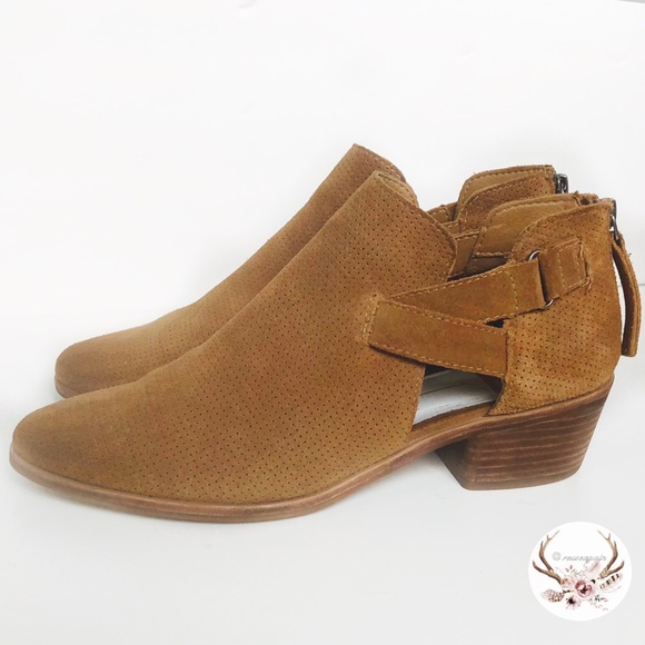 dolce vita cutout booties